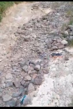 Diduga Anggaran Pemeliharaan Jalan Desa Jayamanik Fiktif, Kades Pilih Bungkam